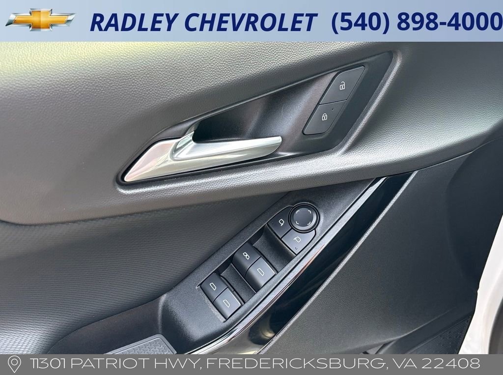 Certified 2025 Chevrolet Equinox LT w/ Convenience Package II AWD/4WD image 5