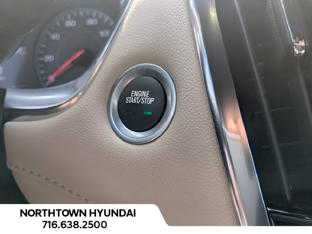 Used 2023 Chevrolet Traverse LS AWD/4WD image 19