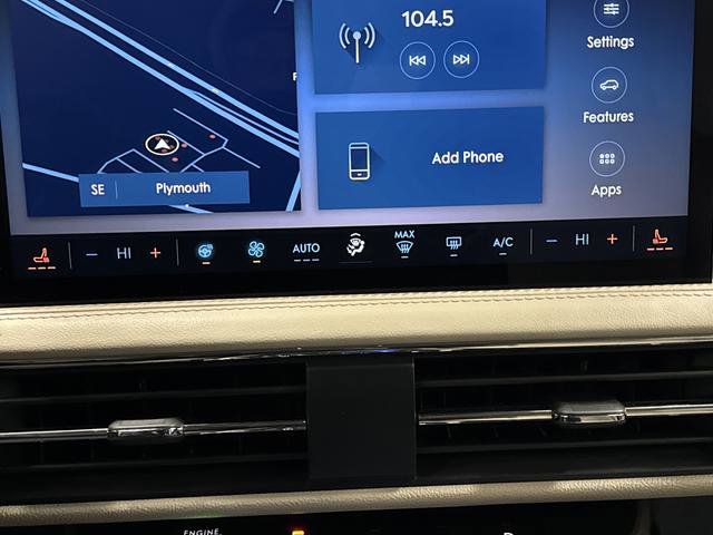 Used 2025 Lincoln Corsair Reserve image 19