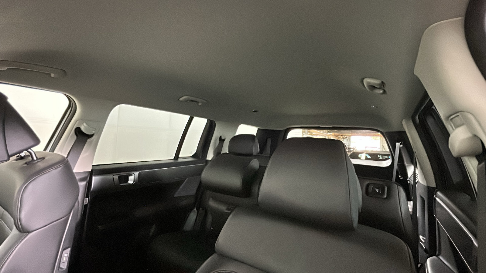 Used 2024 Hyundai Santa Fe SEL AWD/4WD image 16