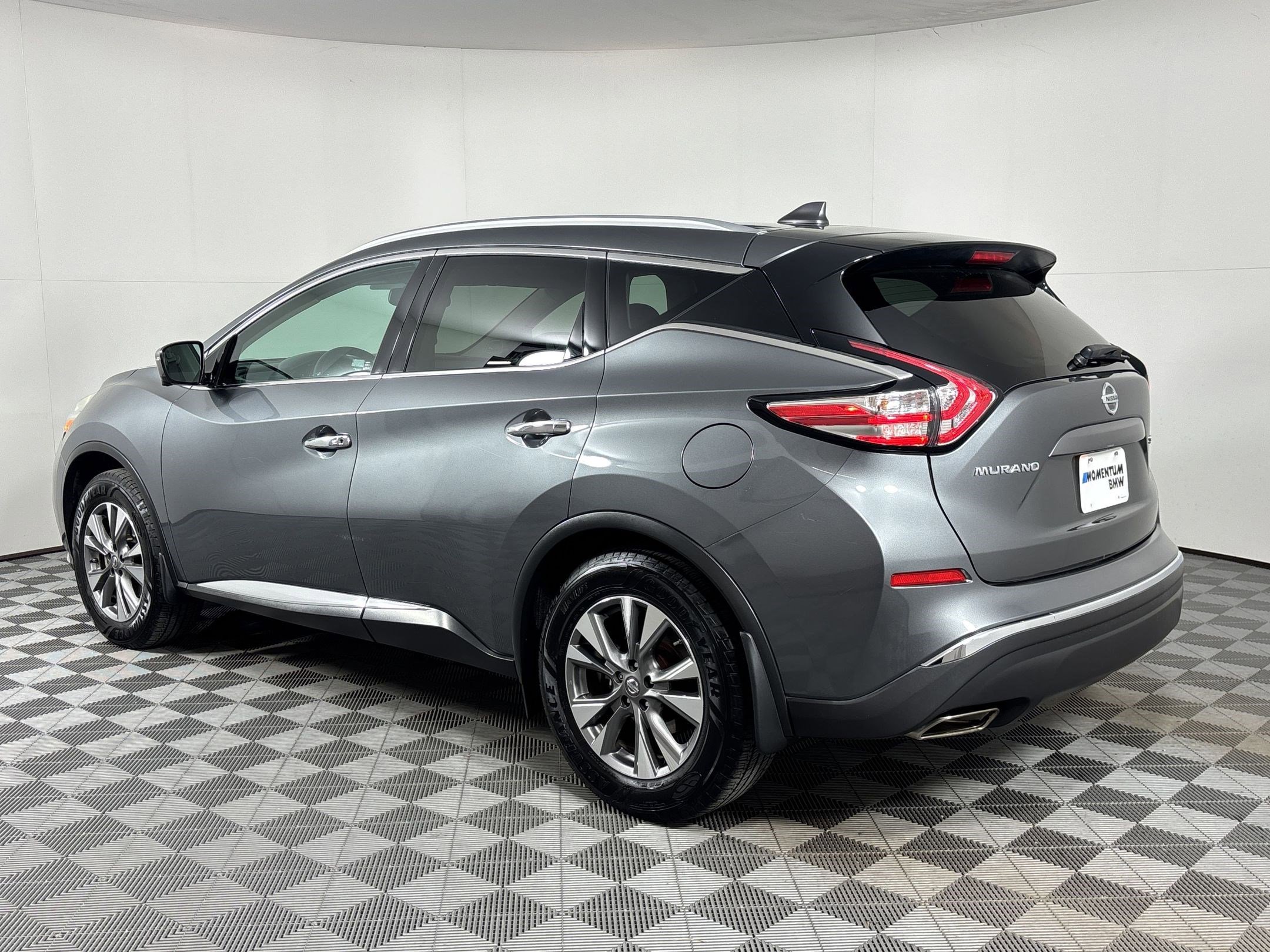 Used 2017 Nissan Murano SL w/ SL Technology Package FWD image 3