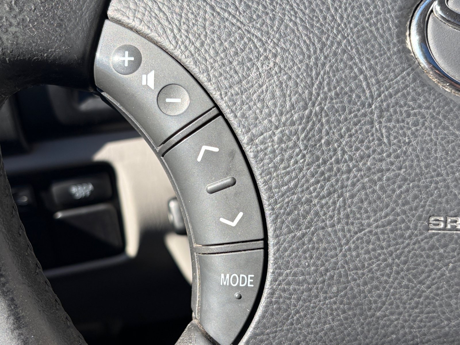 Used 2003 Toyota Land Cruiser AWD/4WD image 20