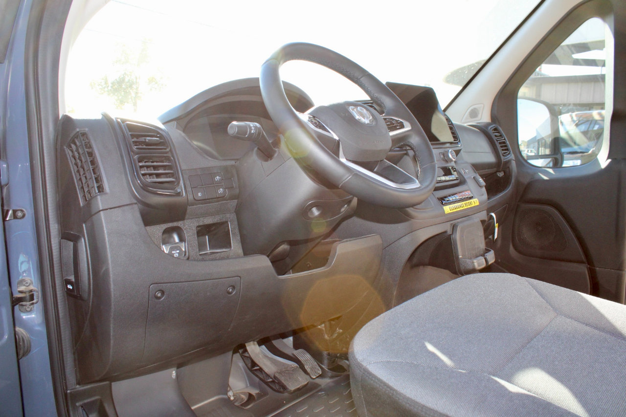 Used 2024 RAM ProMaster 3500 image 16