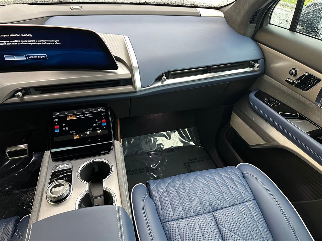 New 2026 Cadillac Vistiq Premium Luxury image 19