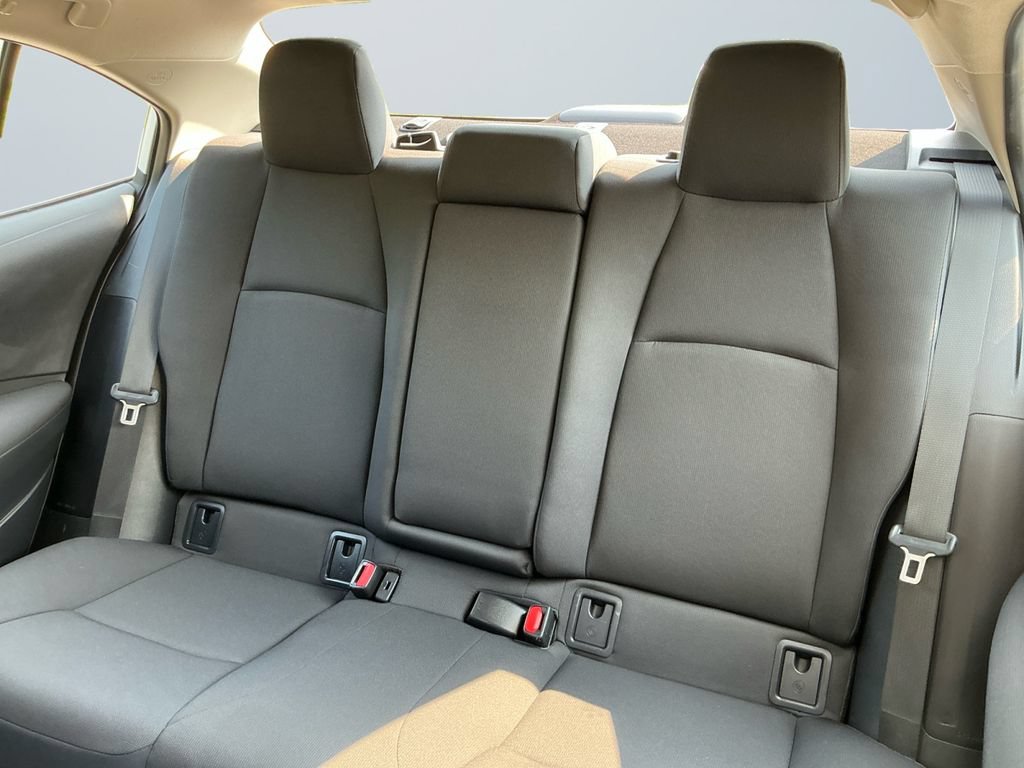 Used 2025 Toyota Corolla LE FWD image 14