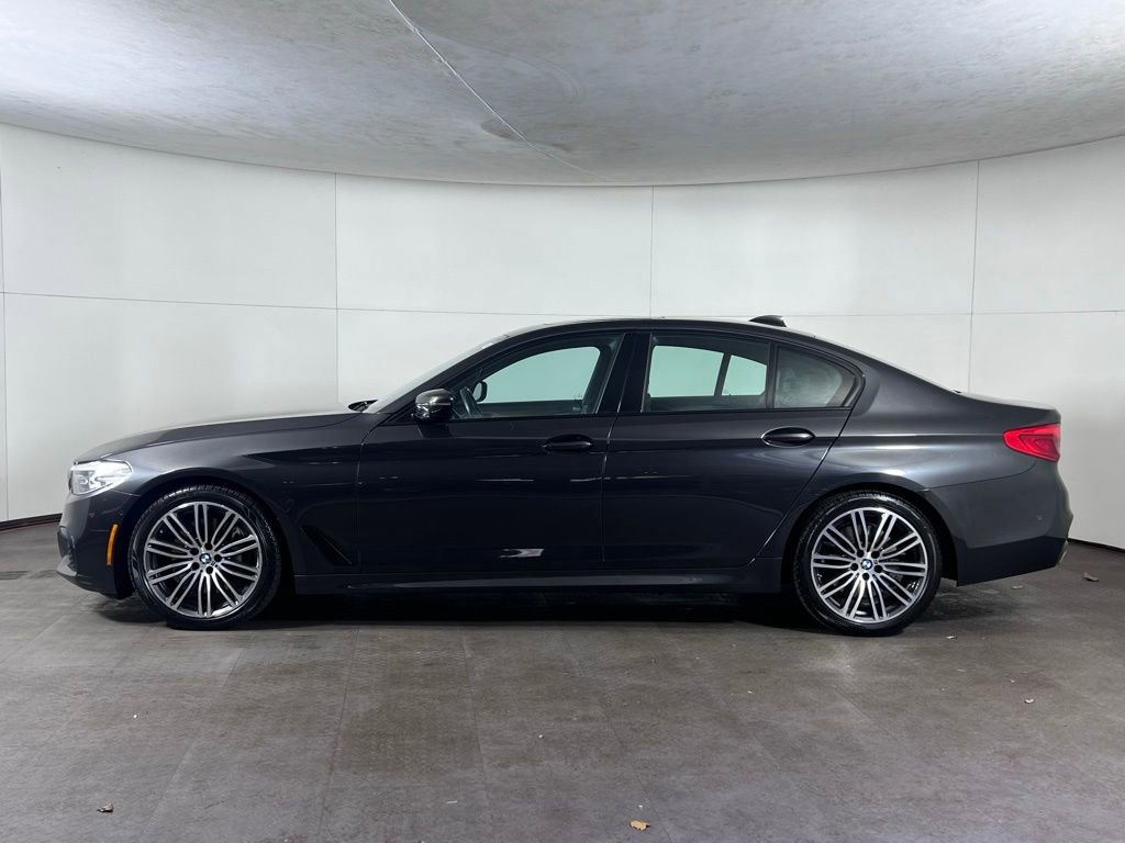 Used 2020 BMW 540i xDrive w/ M Sport Package image 2