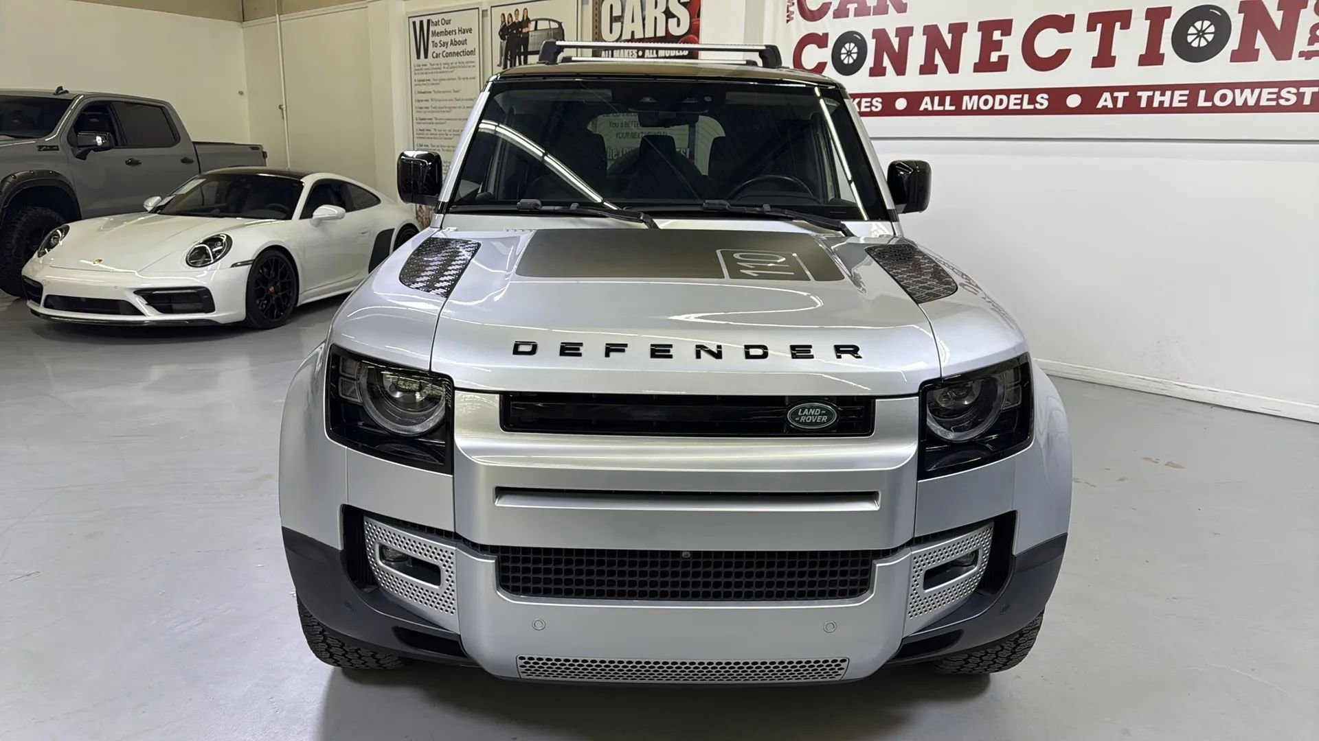 Used 2020 Land Rover Defender 110 First Edition AWD/4WD image 9