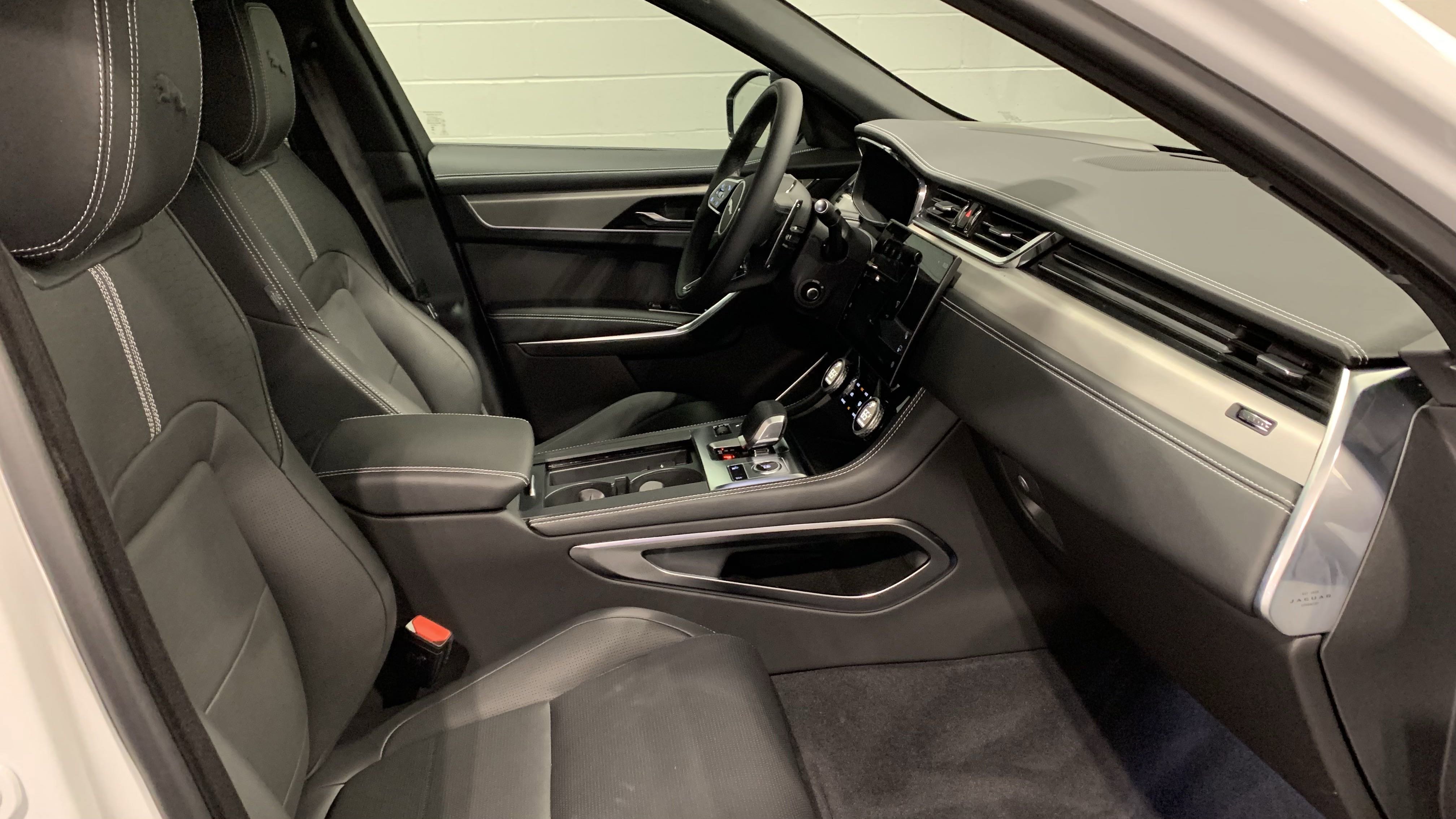 New 2026 Jaguar F-PACE R-Dynamic S image 14