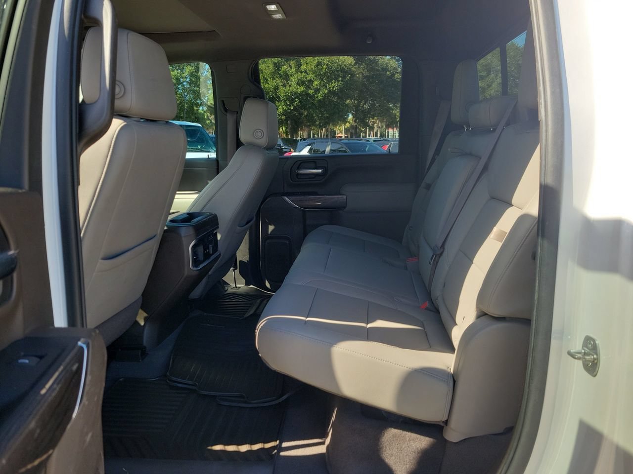 Certified 2022 Chevrolet Silverado 2500 LTZ w/ LTZ Plus Package AWD/4WD image 10