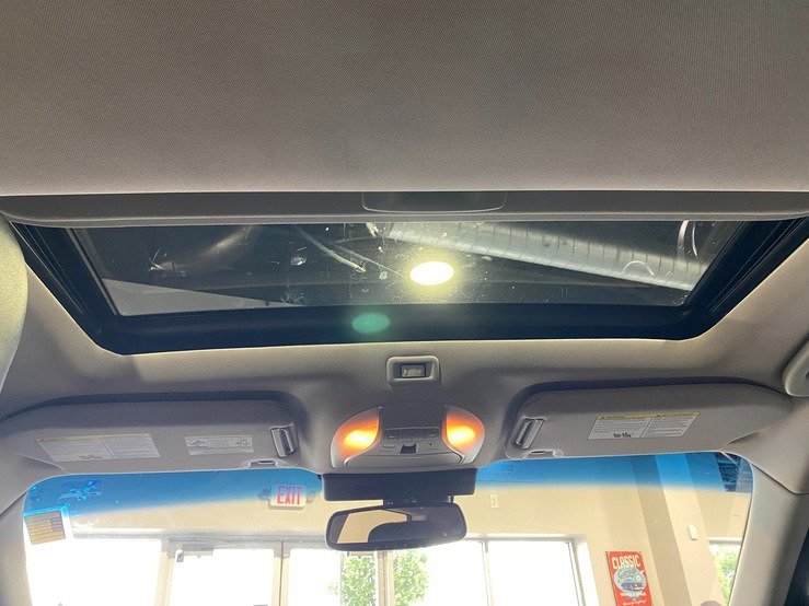 Used 2014 INFINITI QX60 AWD w/ Deluxe Touring Package image 24