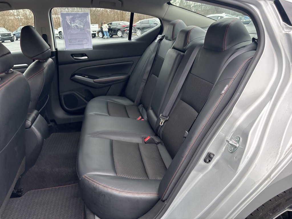 Used 2024 Nissan Altima 2.5 SR image 10