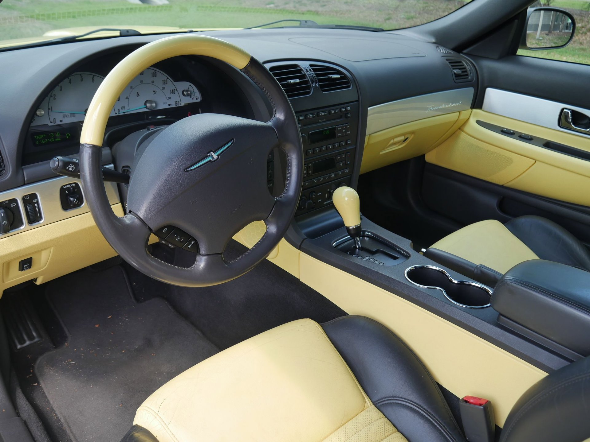 Used 2002 Ford Thunderbird RWD image 54