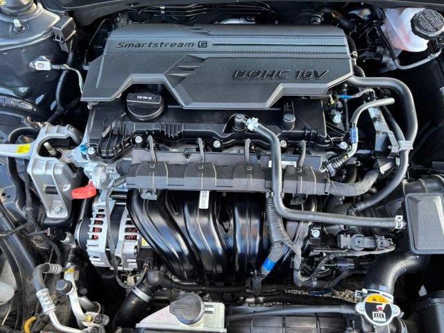 Used 2023 Hyundai Elantra SEL w/ Convenience Package FWD image 26
