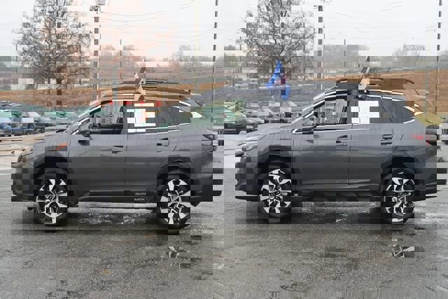 Certified 2025 Subaru Outback Limited w/ Popular Package #2 image 5