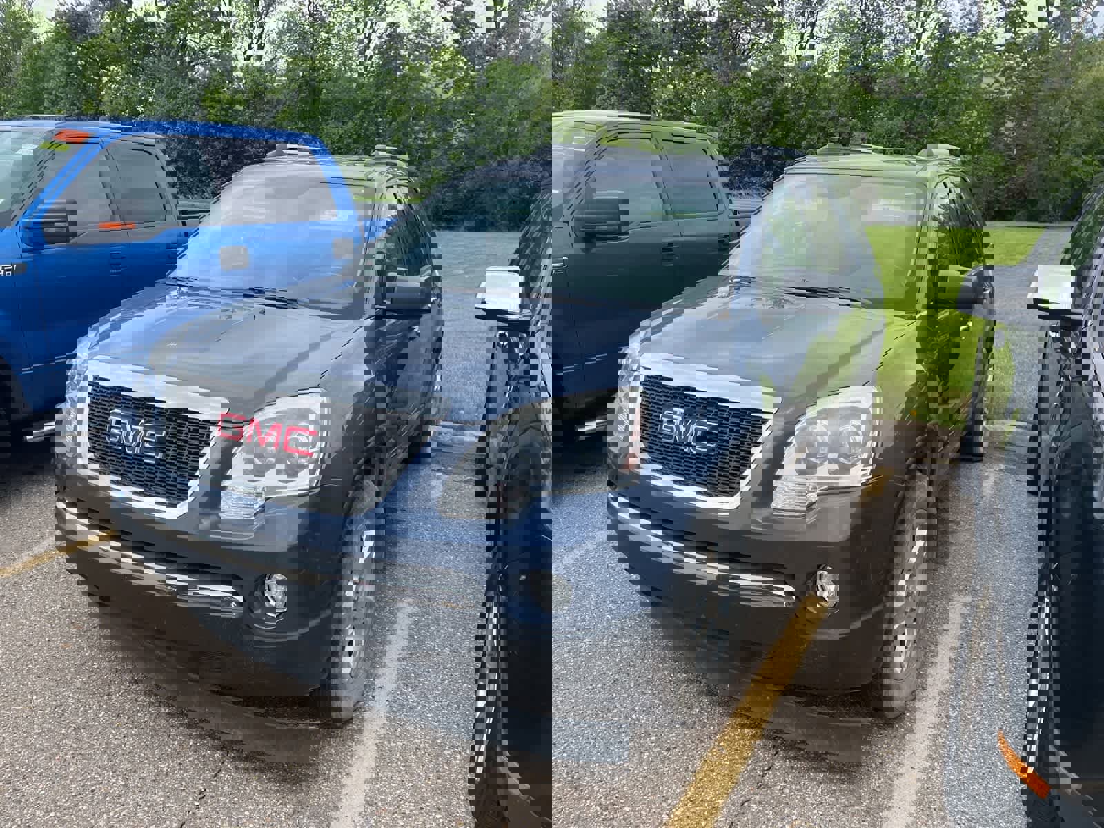 Used 2012 GMC Acadia SLE