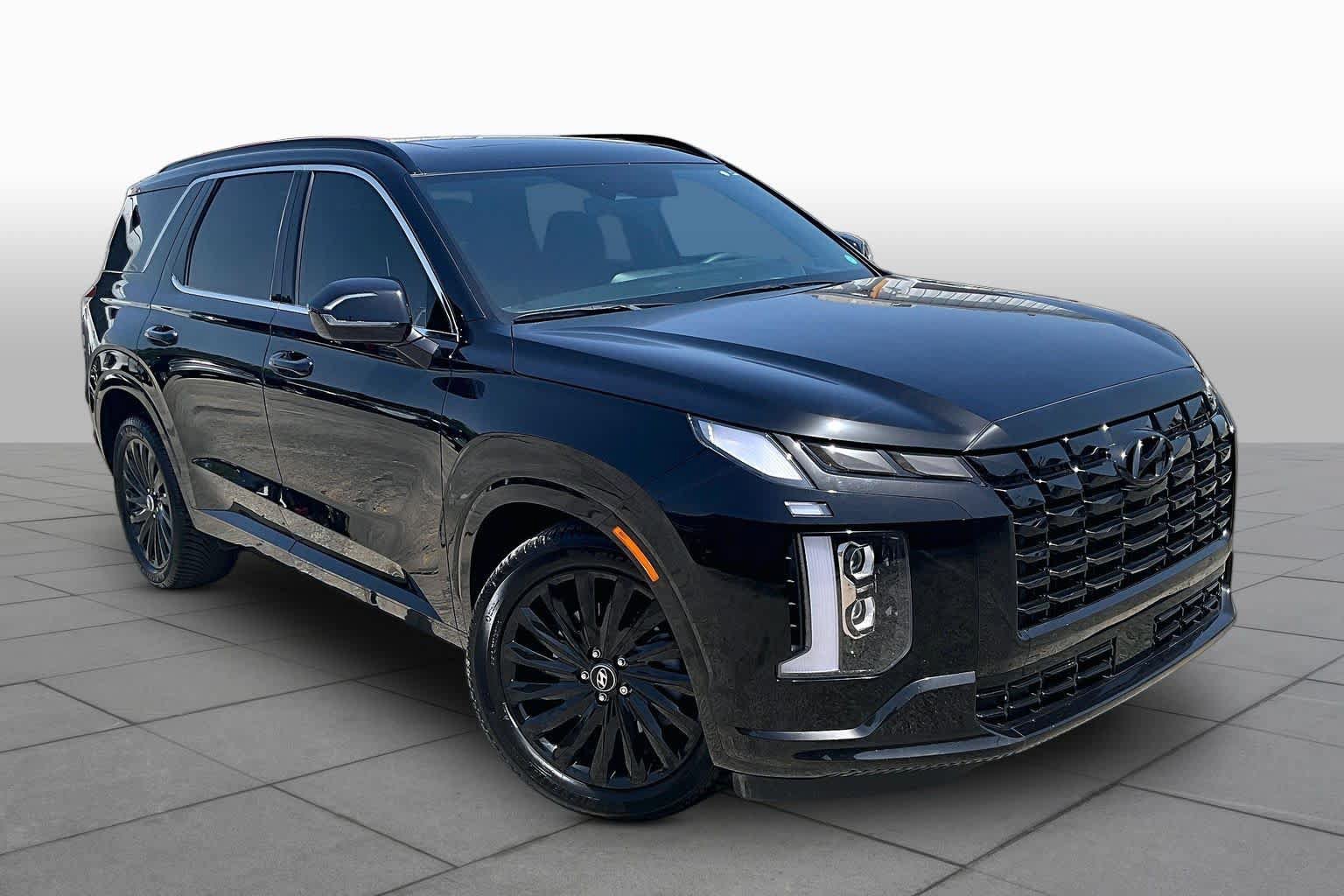 Used 2025 Hyundai Palisade Calligraphy AWD/4WD image 3