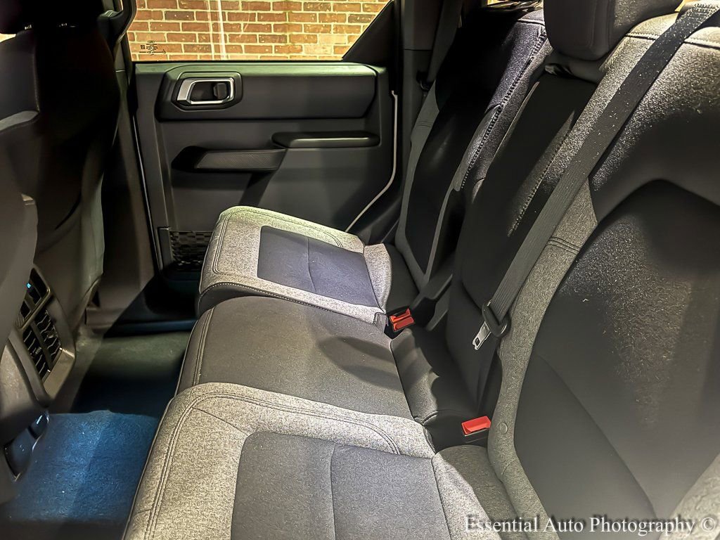 Used 2025 Ford Bronco Big Bend image 15