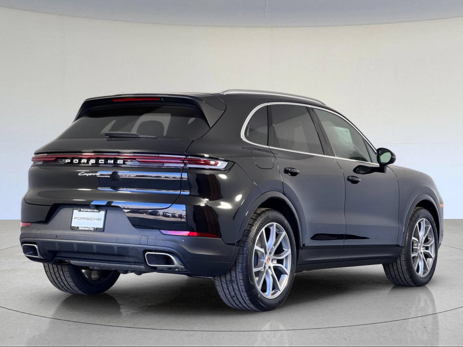 Certified 2026 Porsche Cayenne AWD/4WD image 8