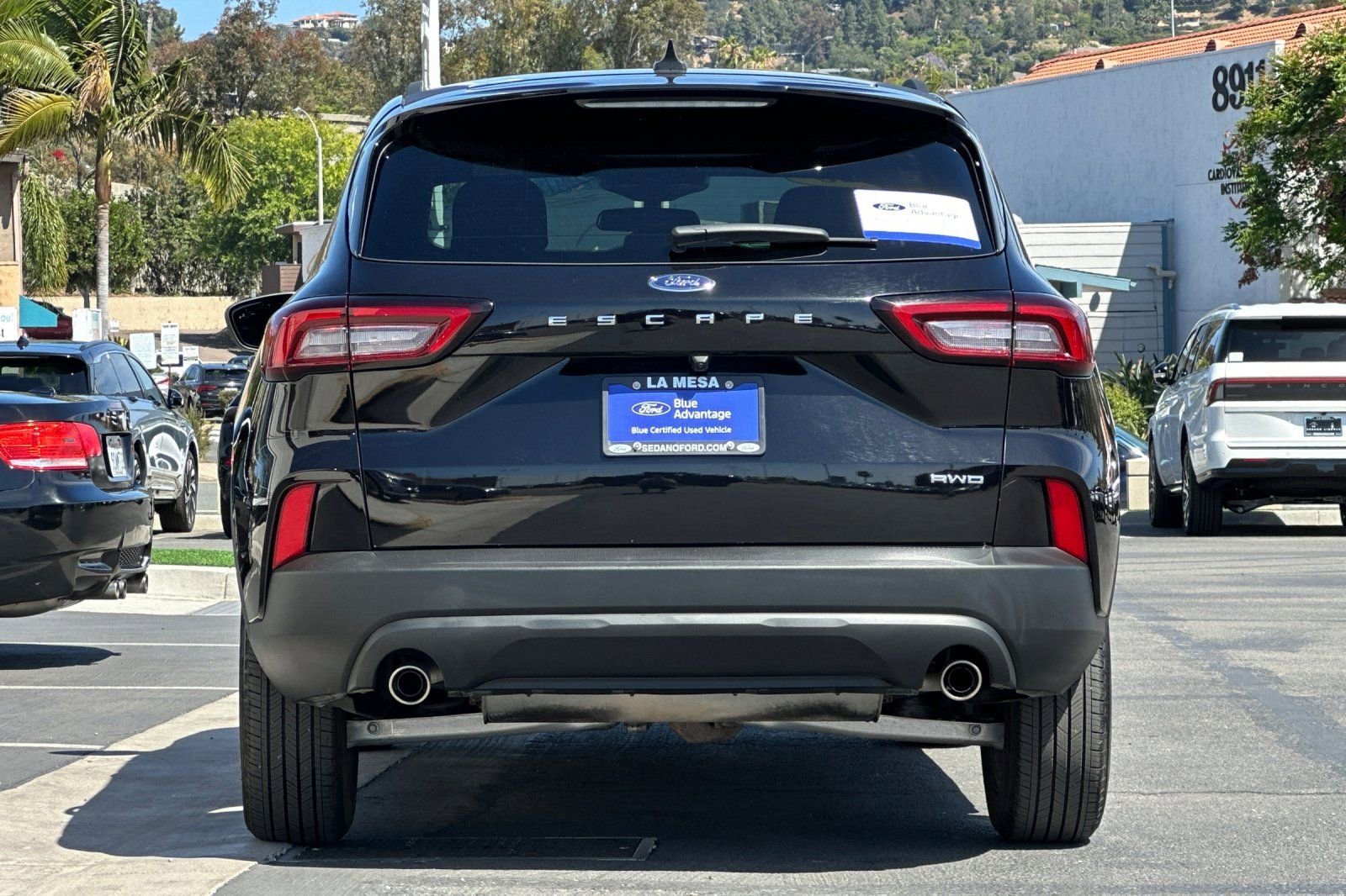 Certified 2025 Ford Escape ST-Line AWD/4WD image 4