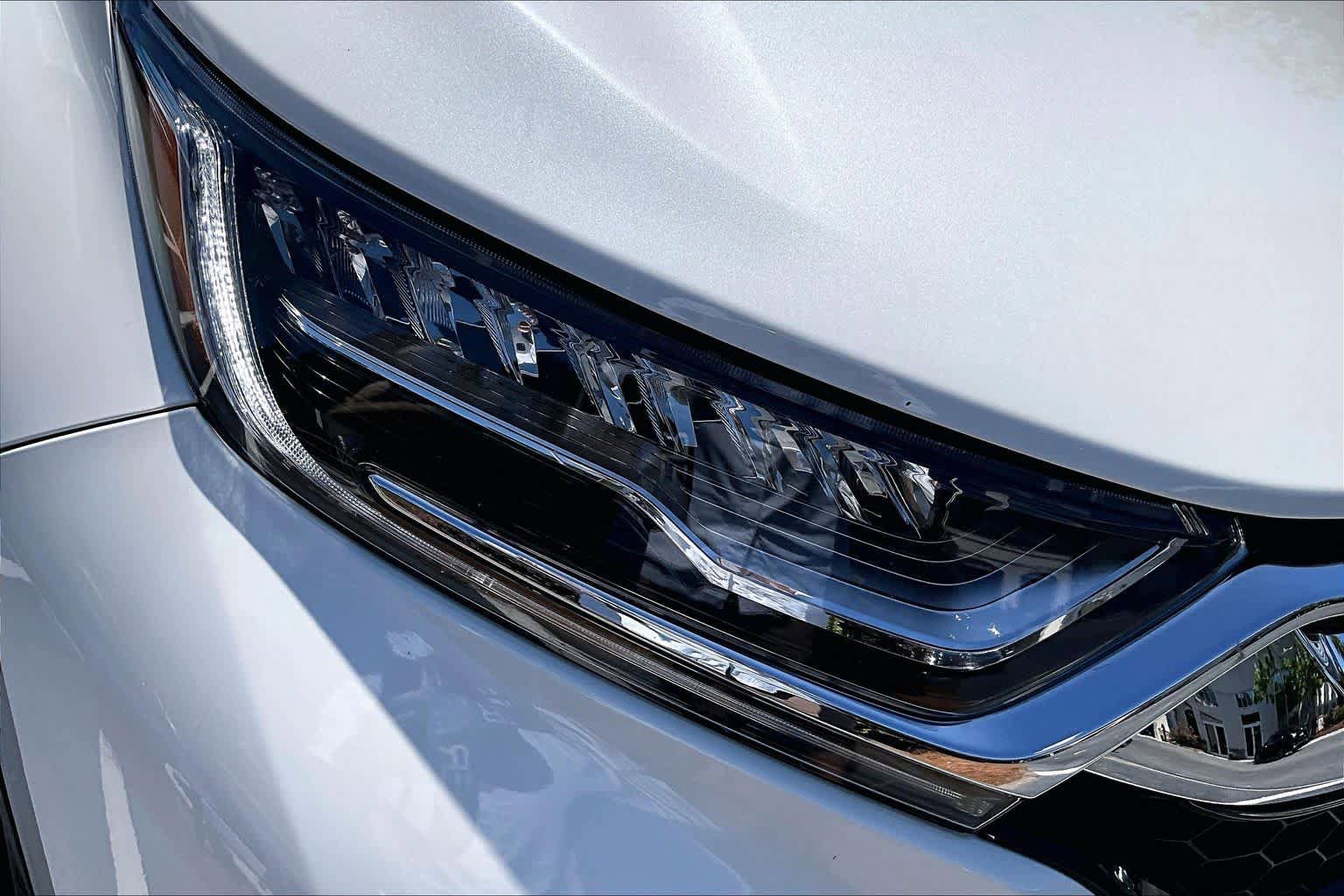 Used 2018 Honda CR-V Touring image 28