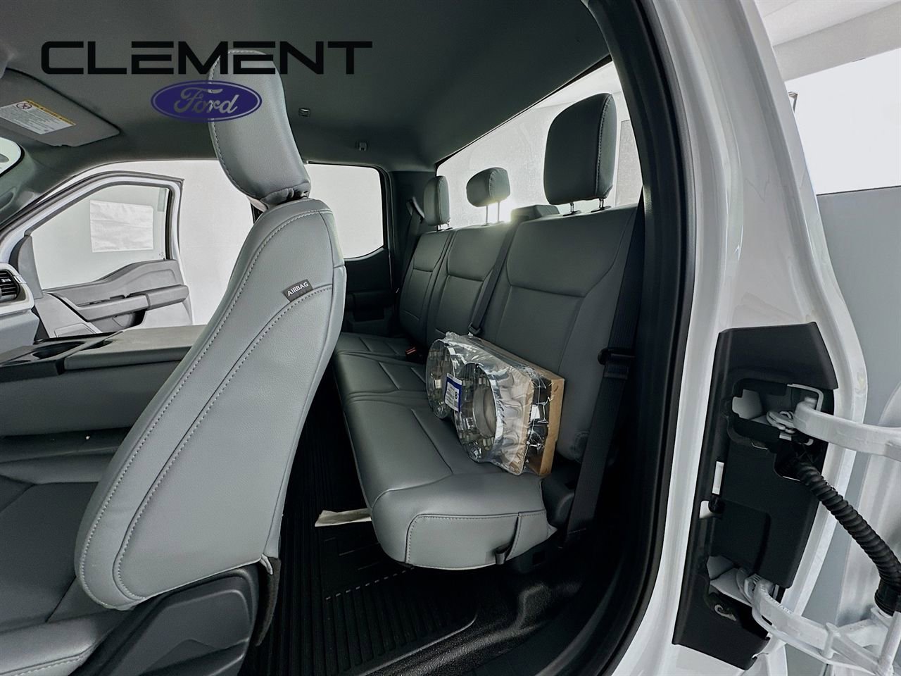 New 2026 Ford F250 XL w/ XL Chrome Package AWD/4WD image 27