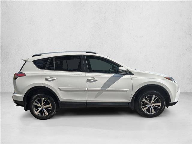 Used 2018 Toyota RAV4 XLE image 4