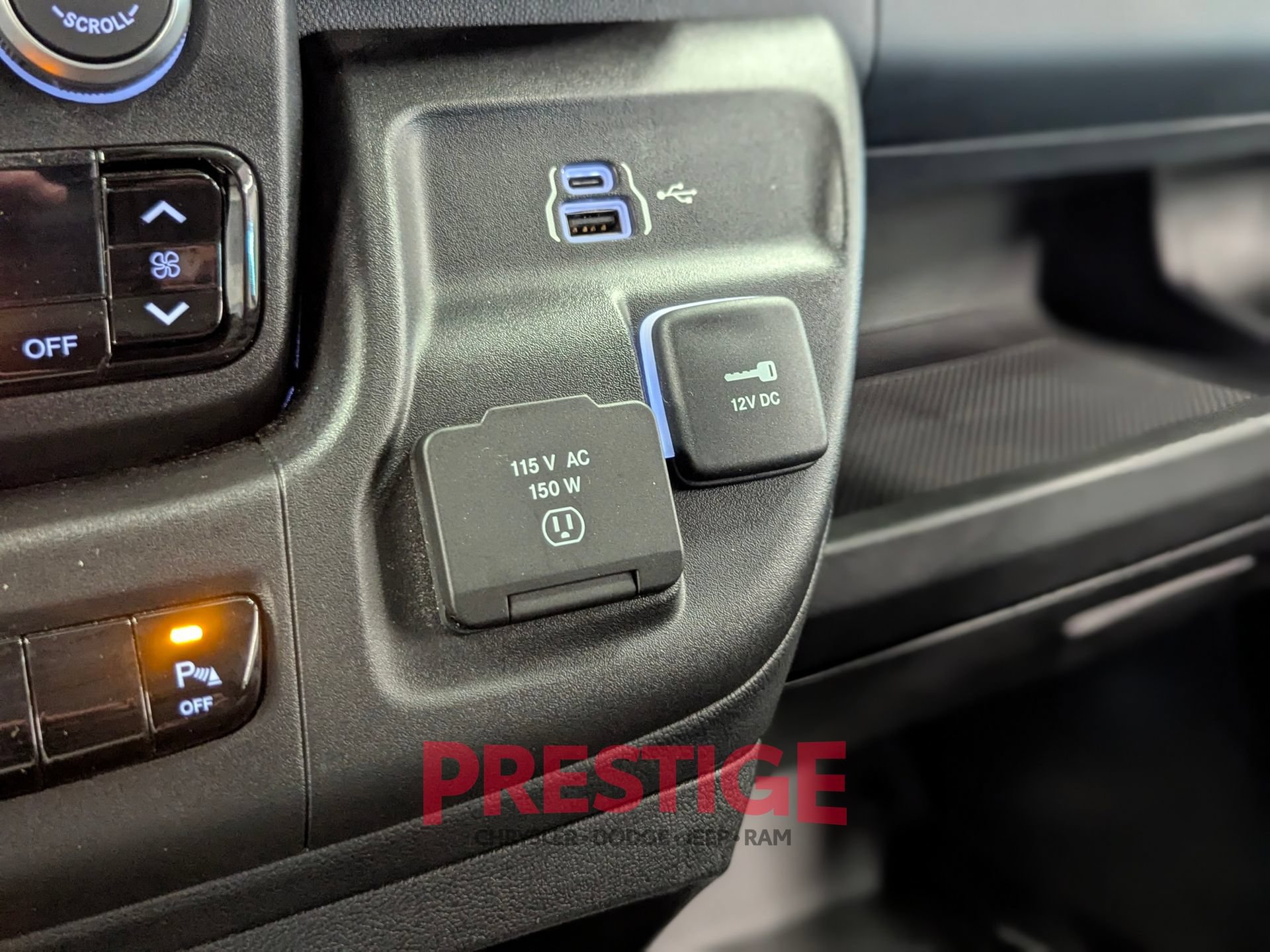 Used 2026 RAM ProMaster 3500 w/ Quick Order Package 22G SLT FWD image 29