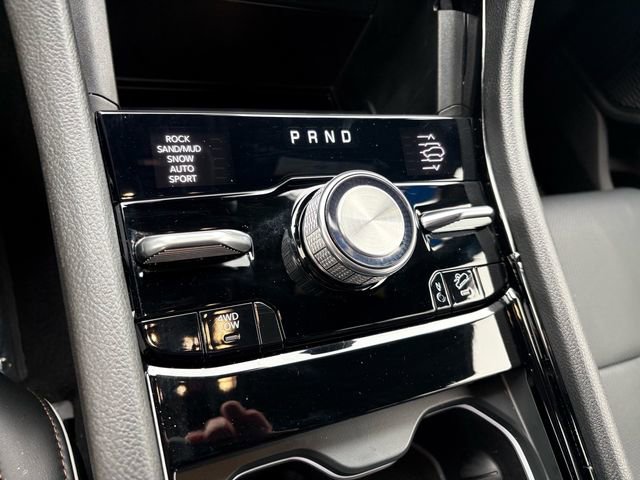 Used 2025 Jeep Grand Cherokee L Summit image 17