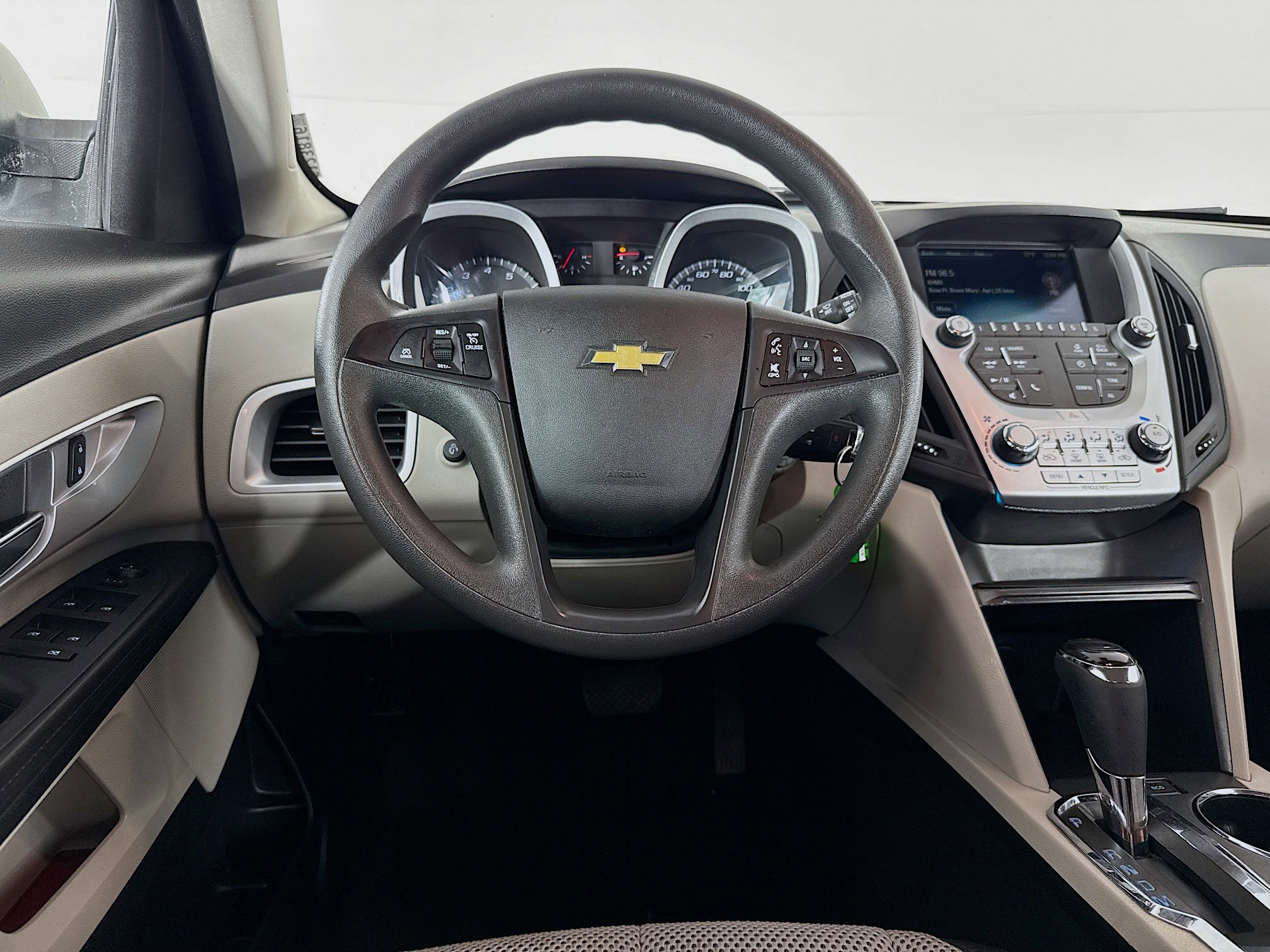 Used 2017 Chevrolet Equinox LS image 16