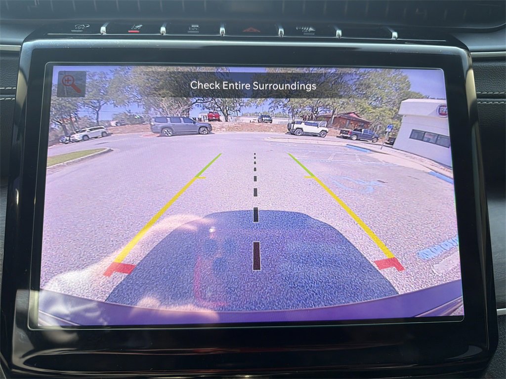 Used 2024 Jeep Grand Cherokee Limited w/ Black Appearance Package image 29