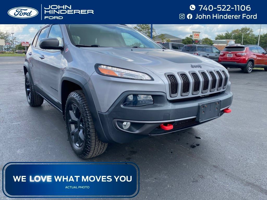 Used 2018 Jeep Cherokee Trailhawk AWD/4WD image 1
