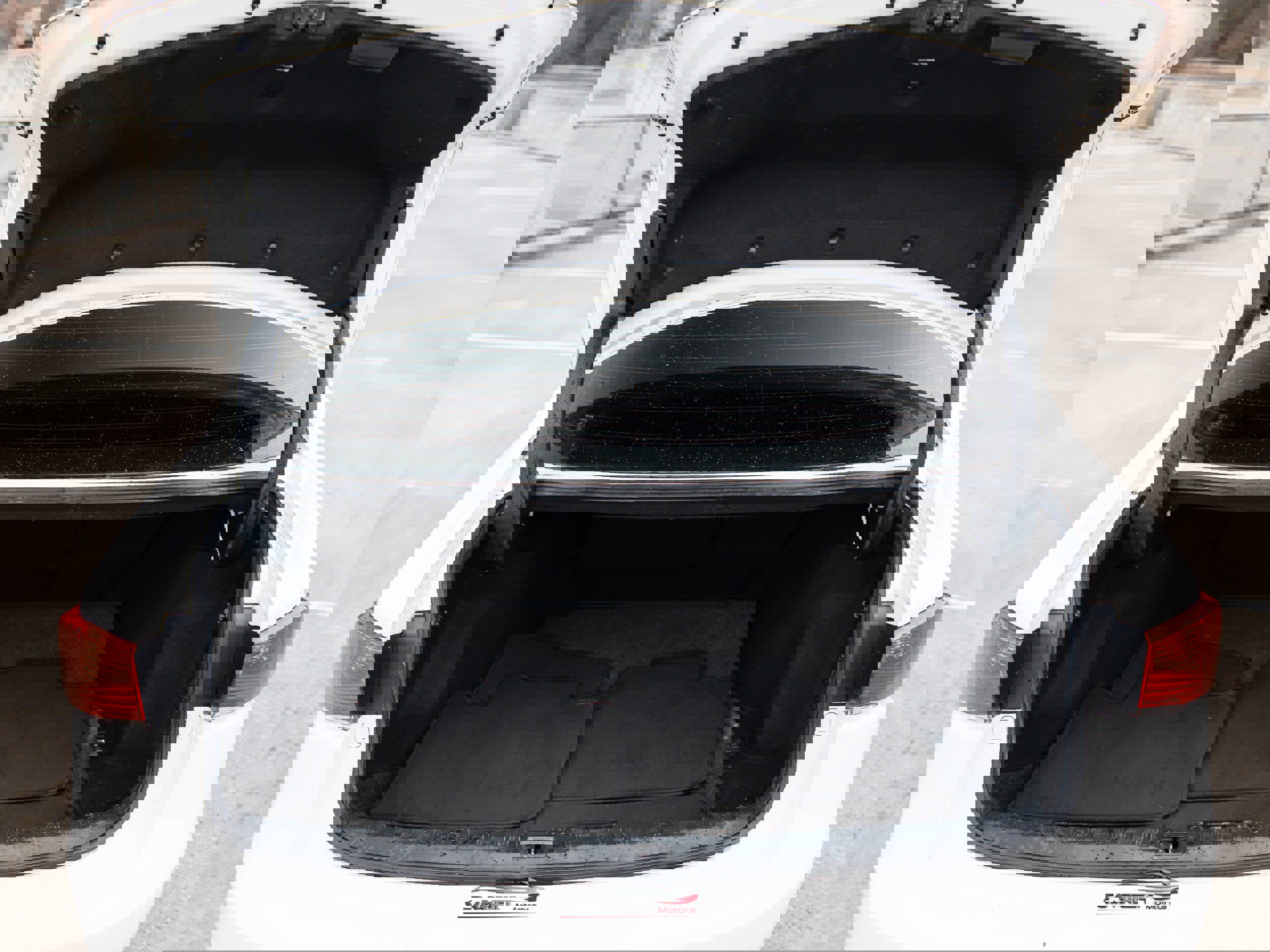 Used 2018 Lexus IS 300 F Sport w/ F Sport Package image 47