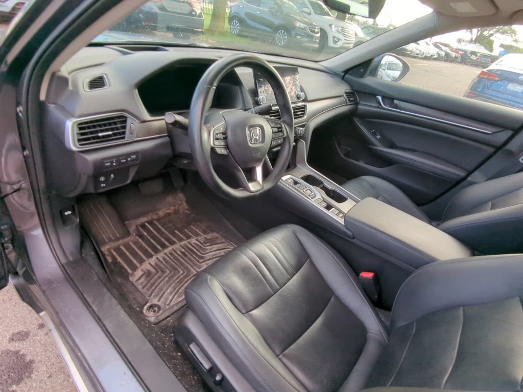 Used 2022 Honda Accord Touring image 7