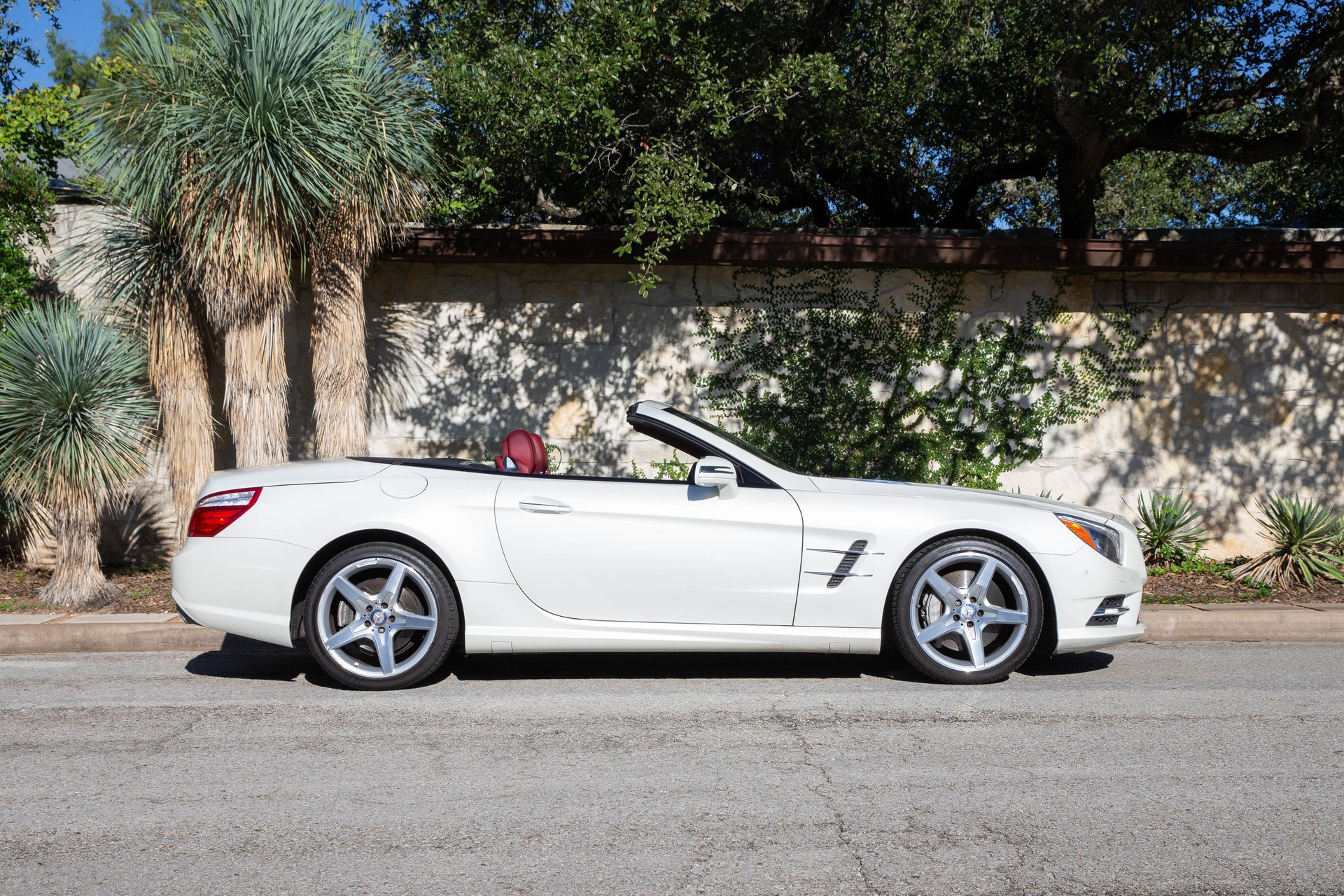 Used 2015 Mercedes-Benz SL 400 image 6