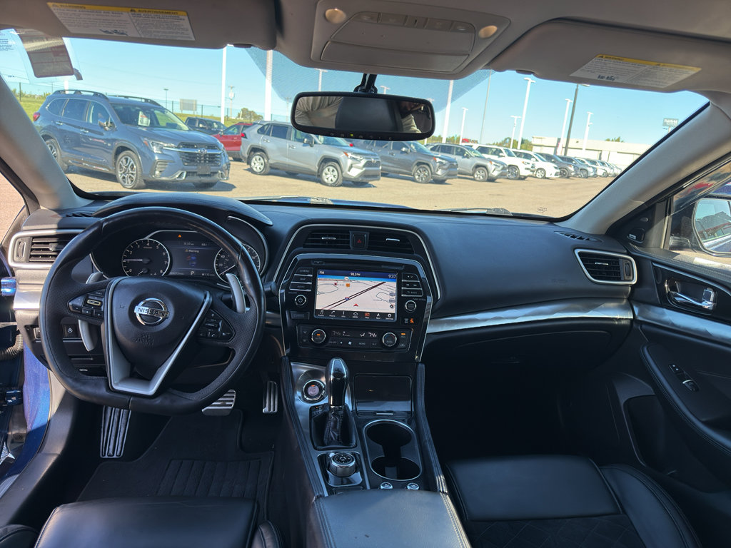 Used 2017 Nissan Maxima SR w/ Midnight Edition image 12