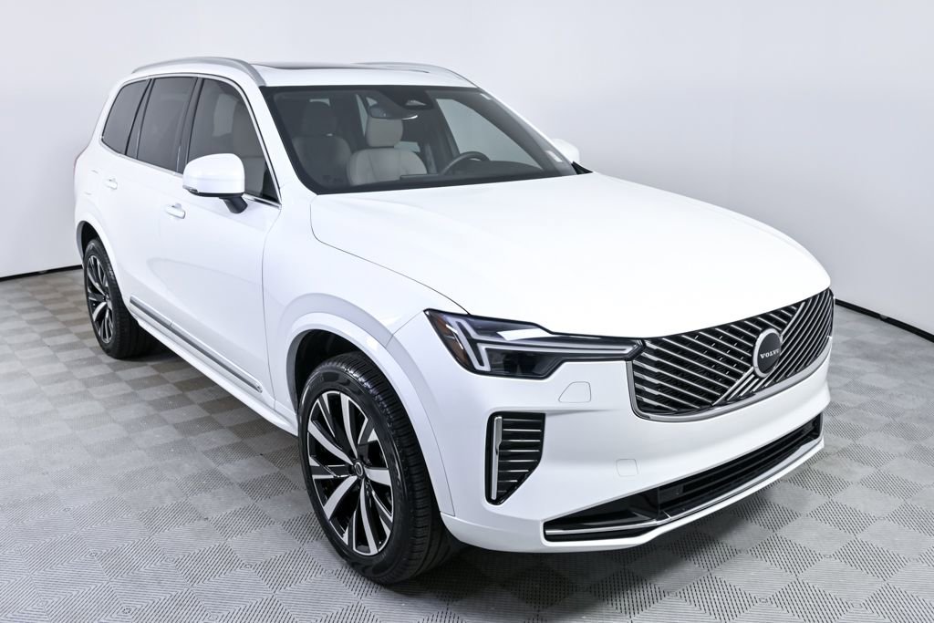 Certified 2025 Volvo XC90 B6 Core w/ Climate Package image 27