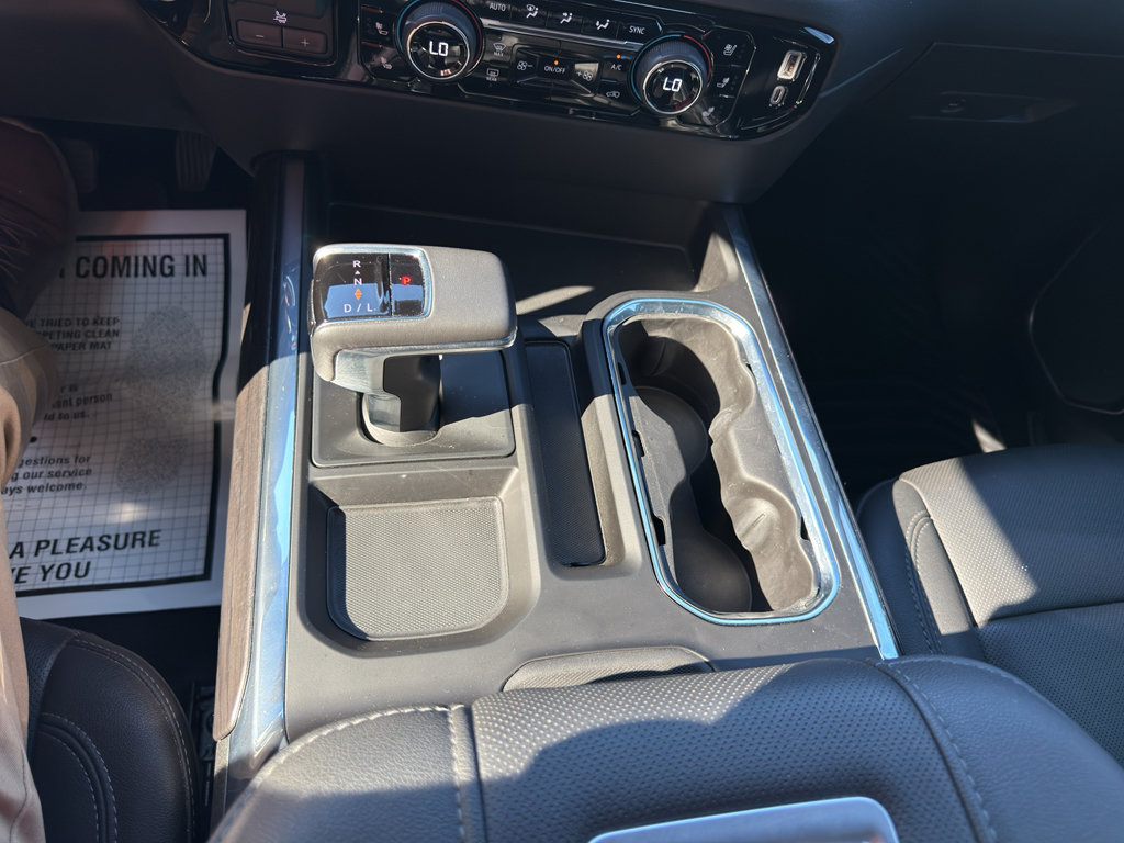 Used 2022 Chevrolet Silverado 1500 LTZ AWD/4WD image 16