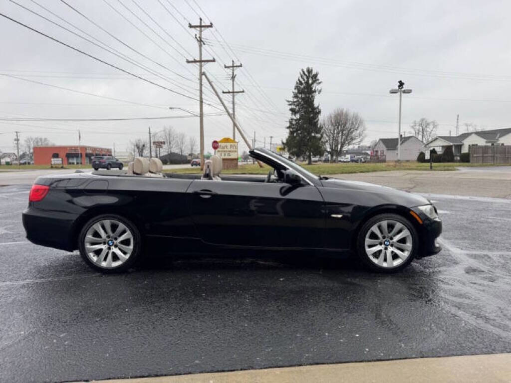 Used 2012 BMW 328i Convertible image 3
