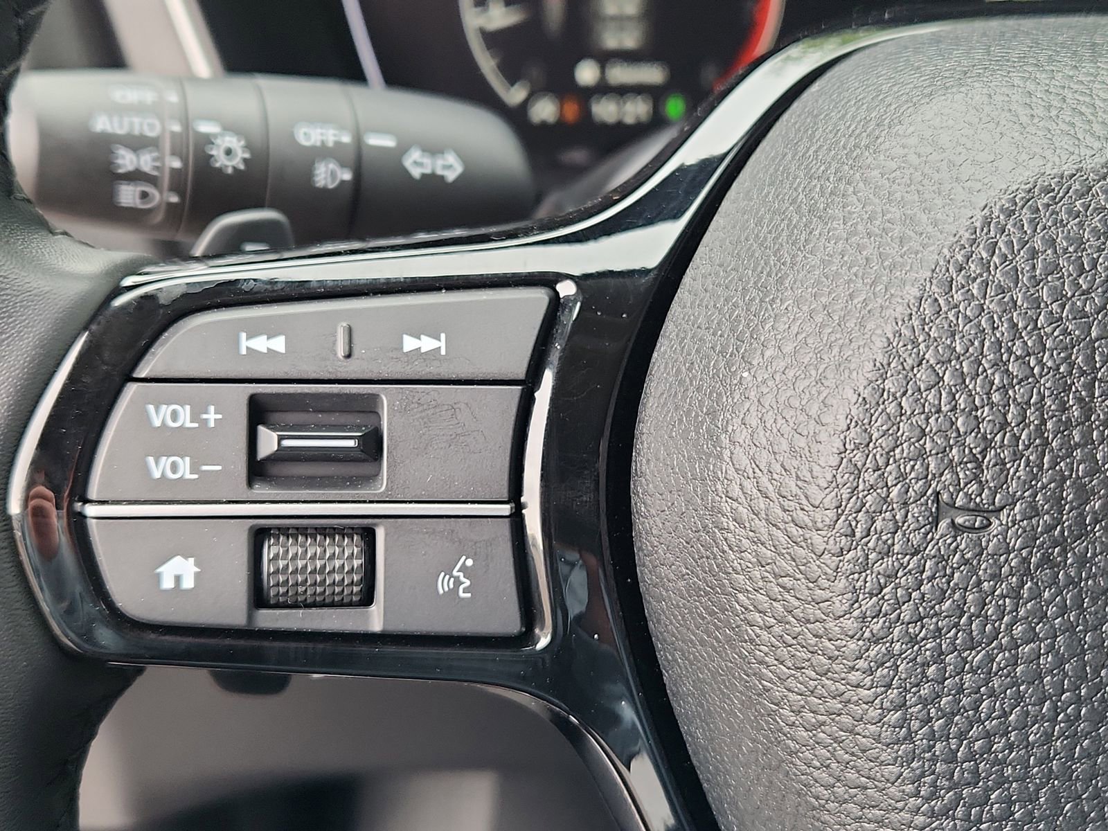 Certified 2025 Honda Pilot EX-L image 19