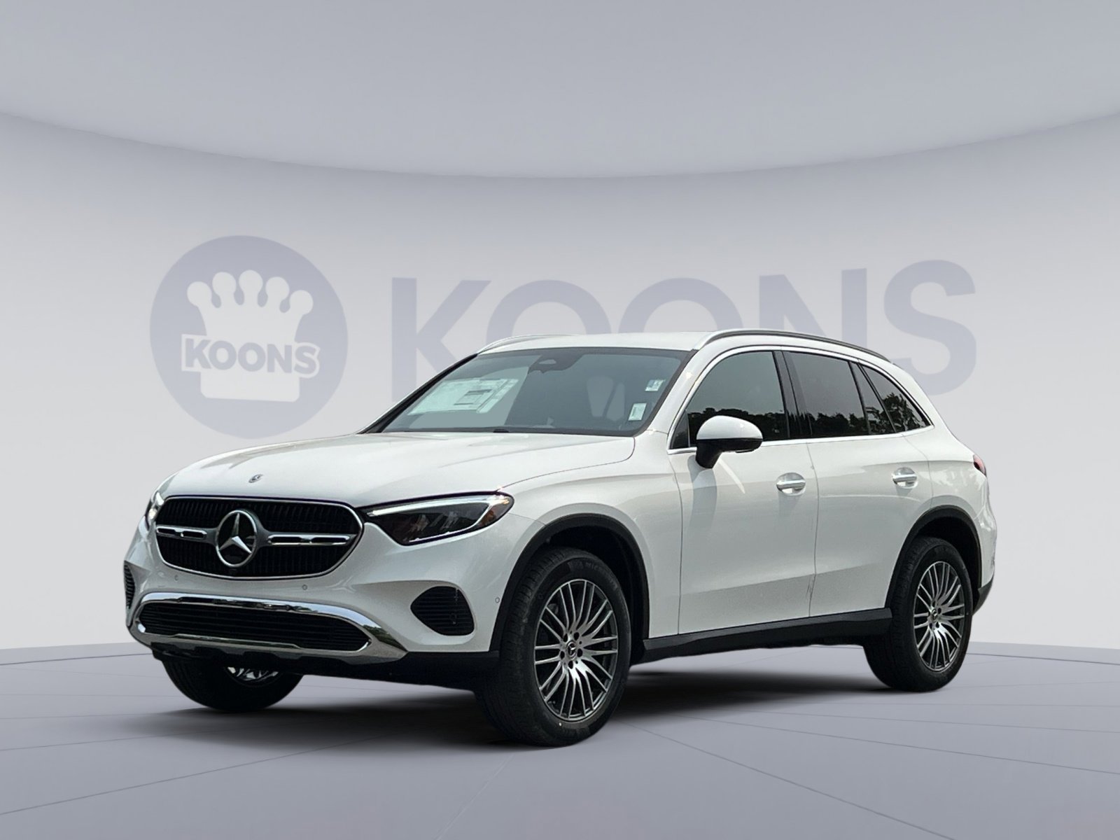 Certified 2025 Mercedes-Benz GLC 300 4MATIC image 1