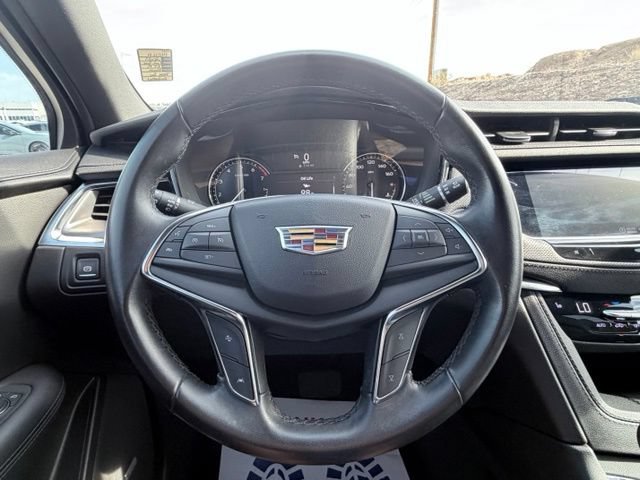 Used 2023 Cadillac XT5 Luxury FWD image 9