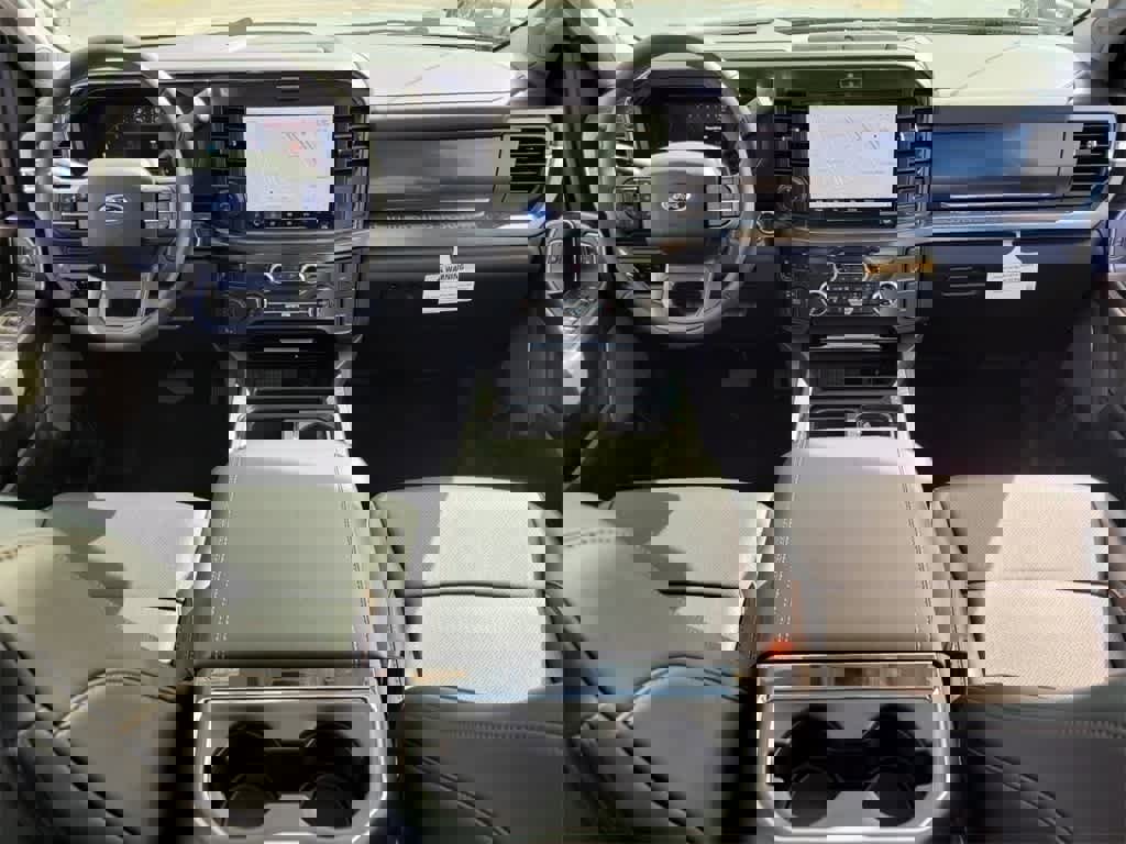 New 2025 Ford F250 Lariat w/ Lariat Ultimate Package image 14