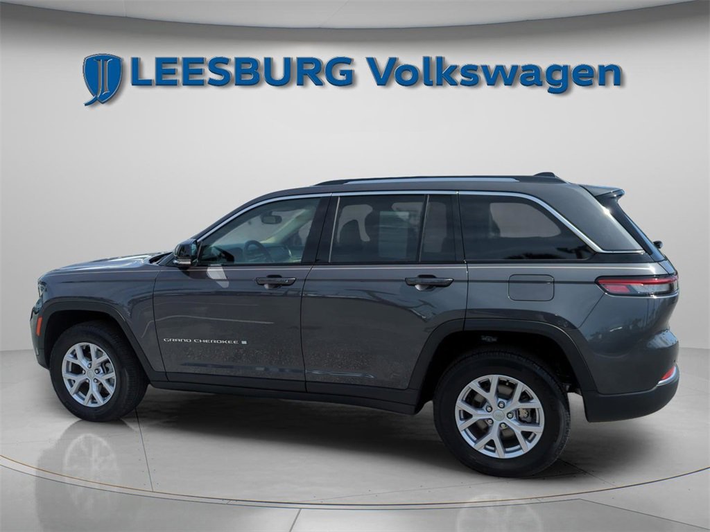 Used 2022 Jeep Grand Cherokee Limited image 10