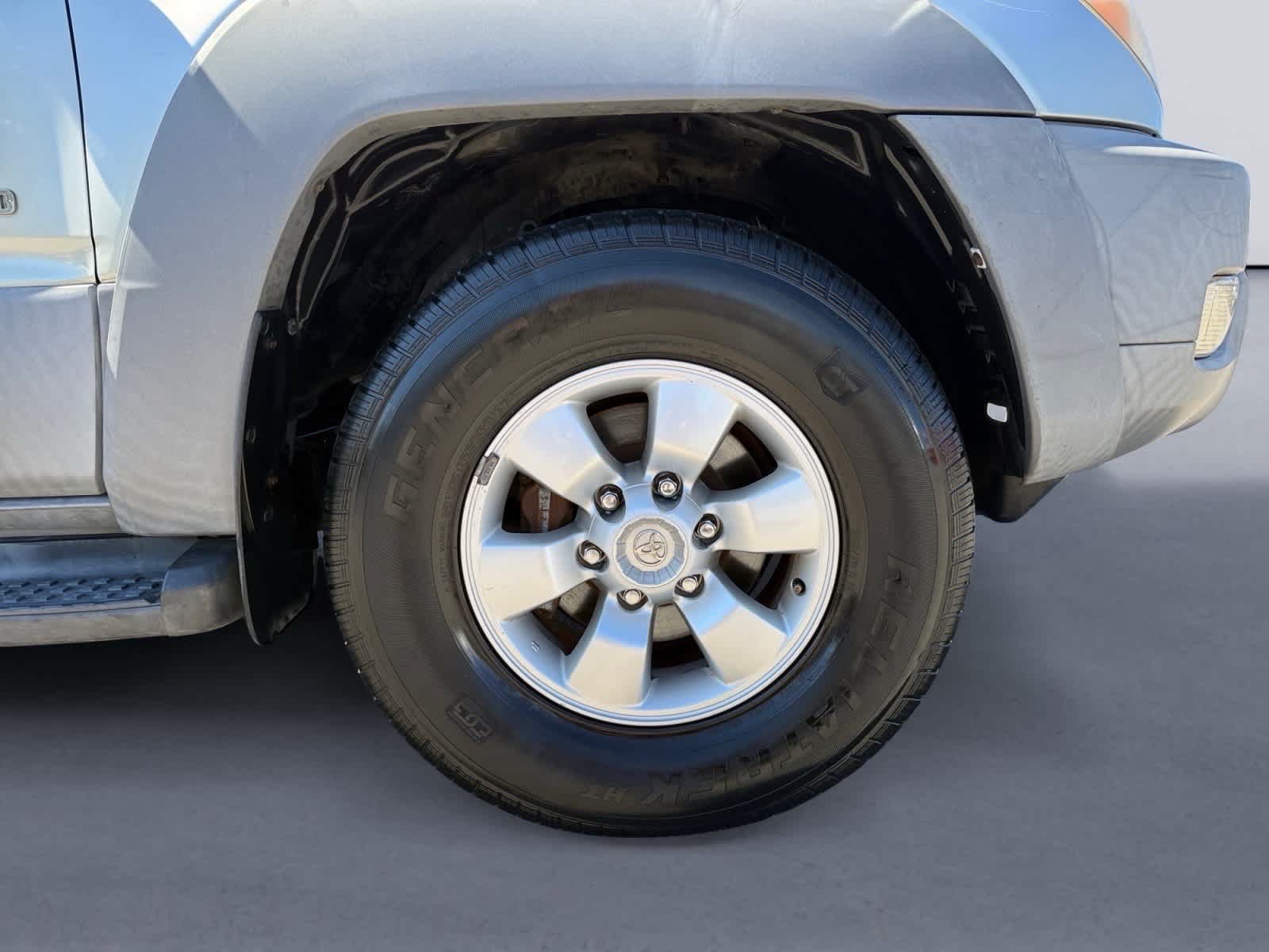Used 2003 Toyota 4Runner SR5 AWD/4WD image 9