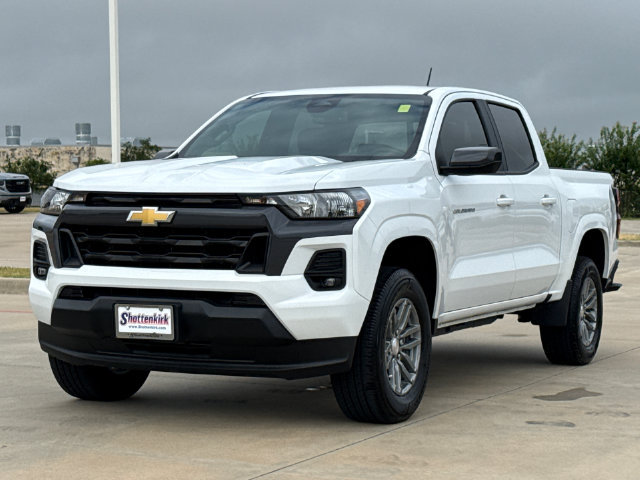 Used 2024 Chevrolet Colorado LT w/ LT Convenience Package II RWD image 3