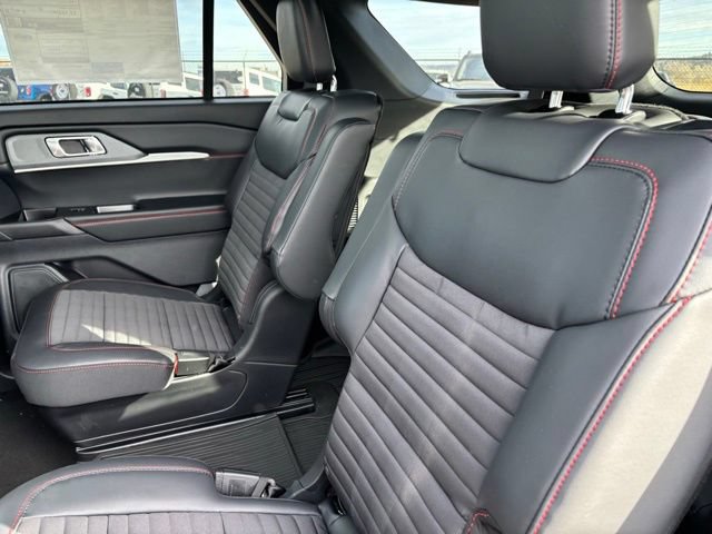 New 2026 Ford Explorer ST-Line w/ ST-Line Street Pack AWD/4WD image 15