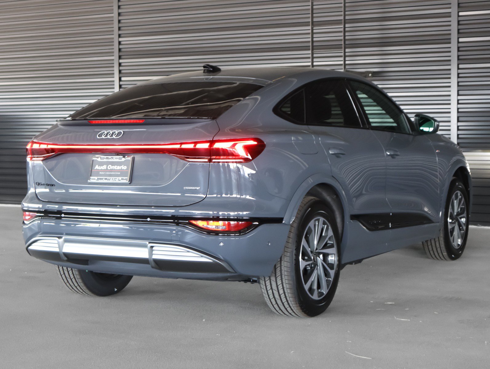 New 2027 Audi SQ6 e-tron Premium AWD/4WD image 16