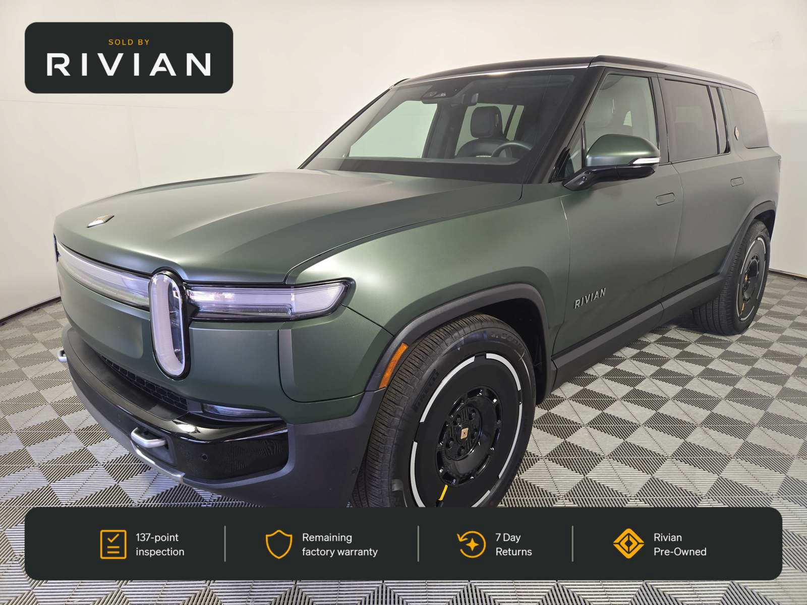 Used 2025 Rivian R1S Adventure Dual AWD/4WD image 1