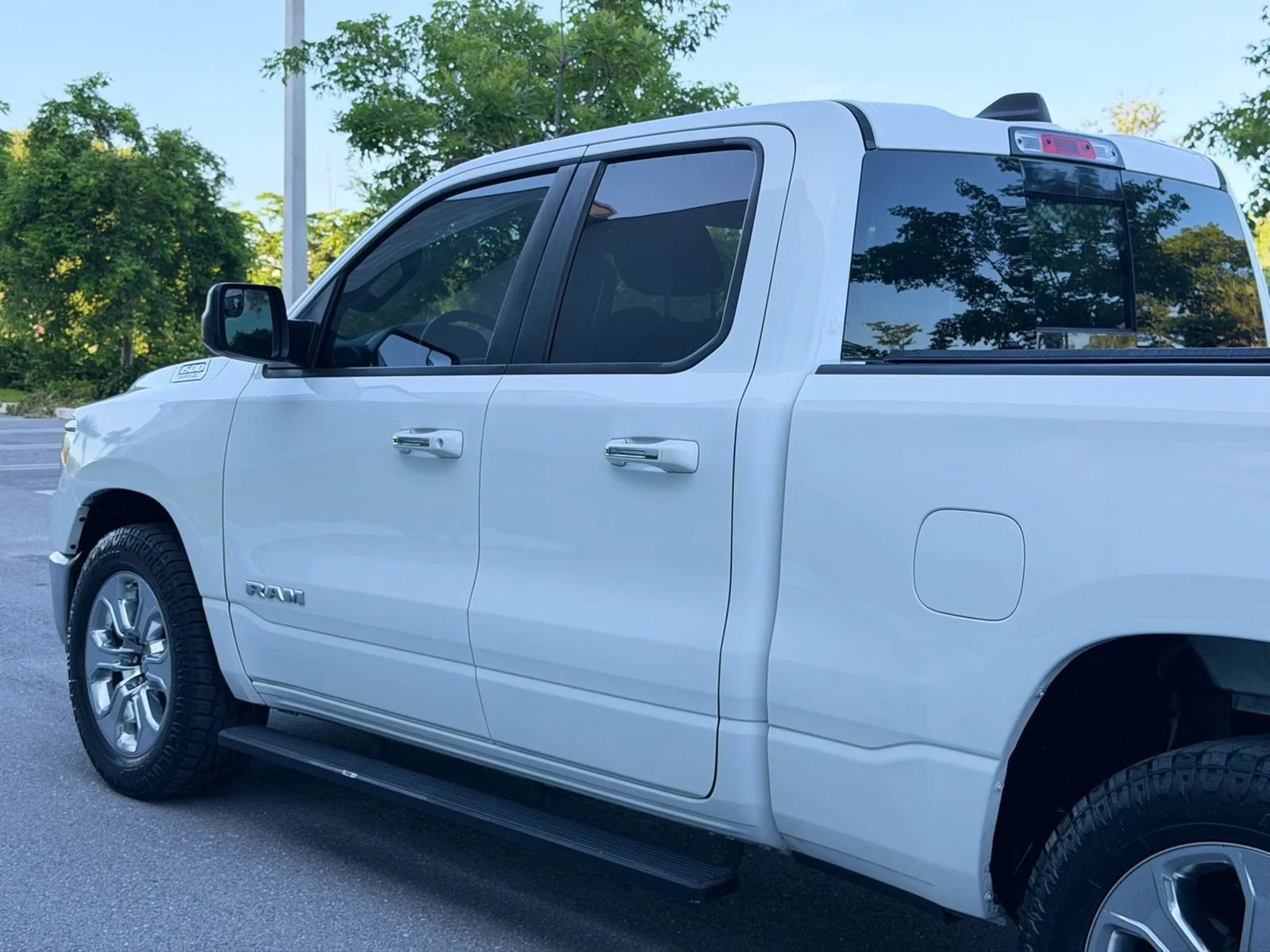 Used 2020 RAM 1500 Big Horn RWD image 12