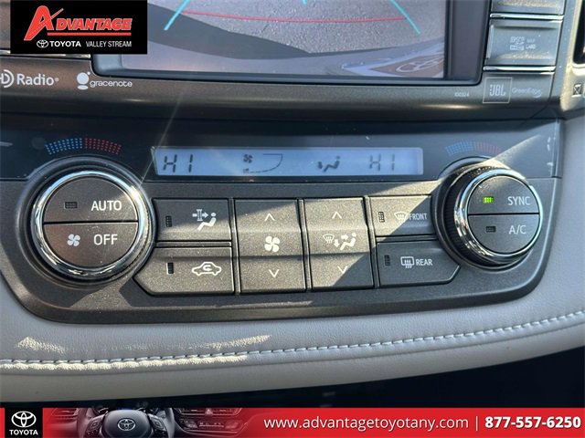 Used 2015 Toyota RAV4 Limited image 30